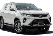 TOYOTA FORTUNER